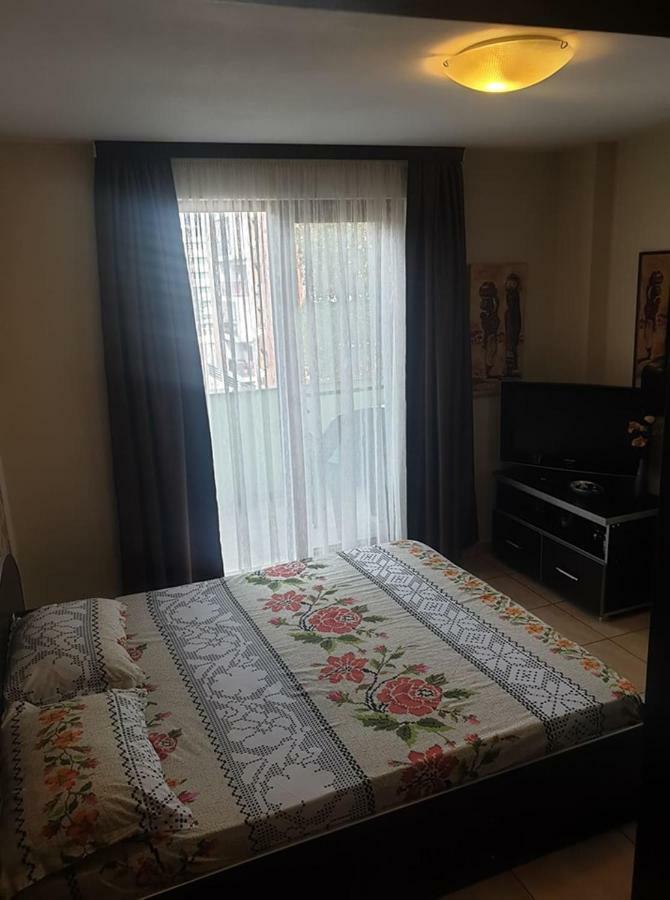 Nick Apartments Mamaia Exterior foto
